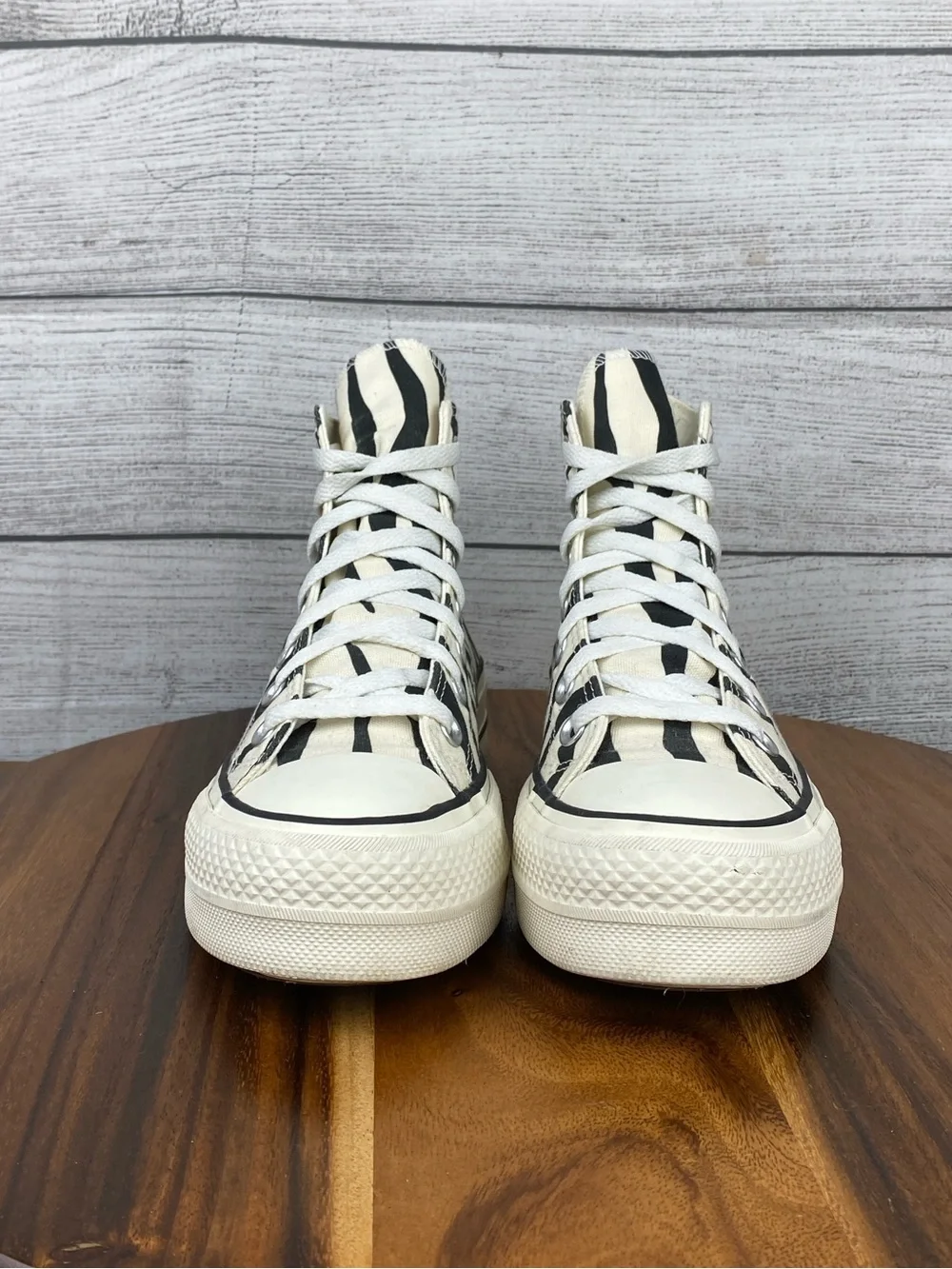 Converse Chuck Taylor All Star High Lift Platform Zebra Stripe Shoes Women’s 6.5